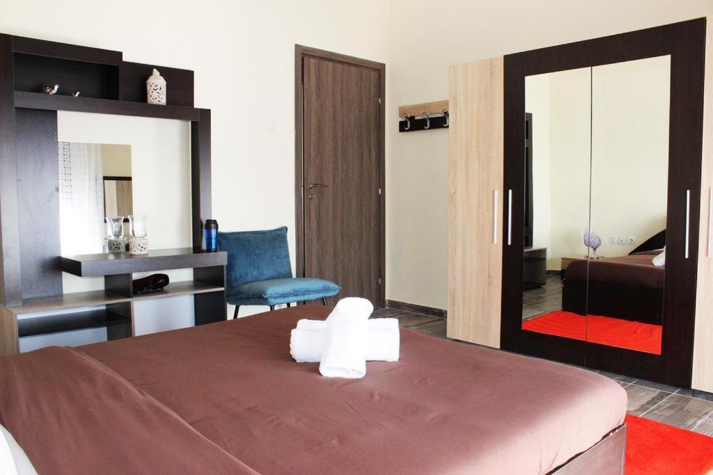 Globy Seaview Apartments Kavala Bagian luar foto