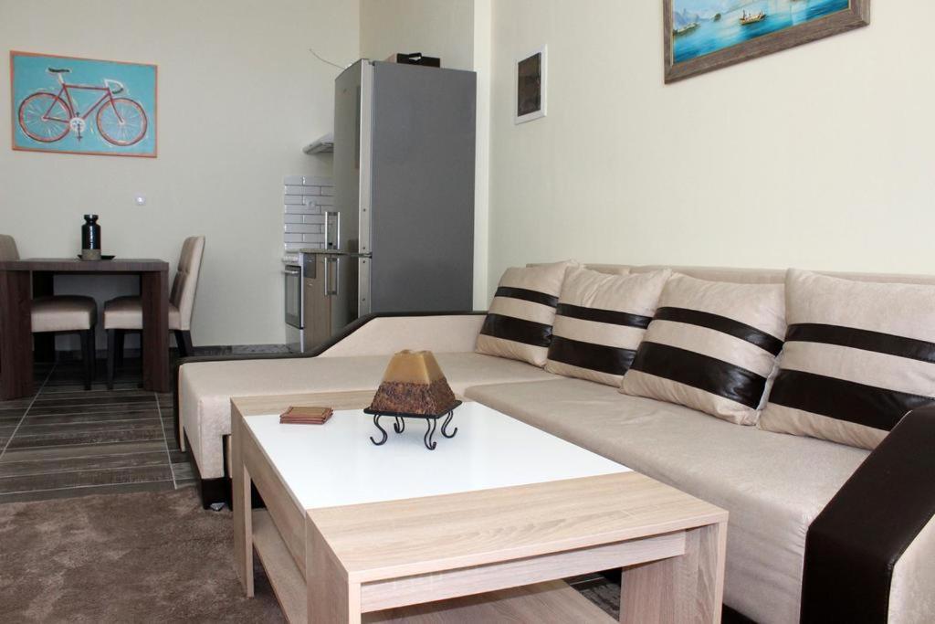 Globy Seaview Apartments Kavala Bagian luar foto