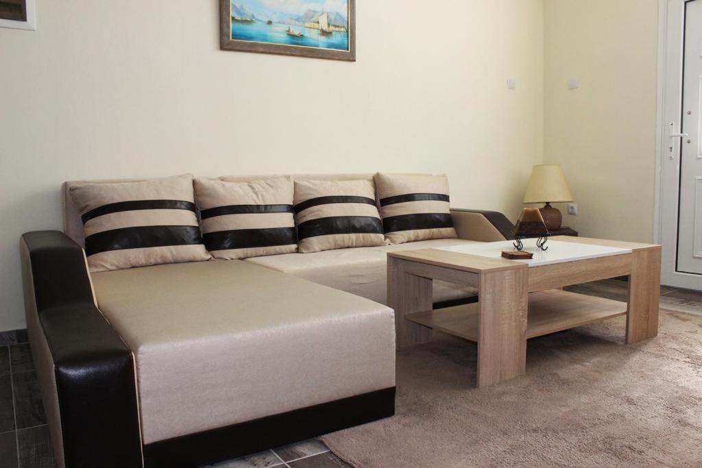 Globy Seaview Apartments Kavala Bagian luar foto