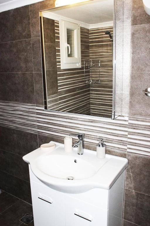 Globy Seaview Apartments Kavala Bagian luar foto